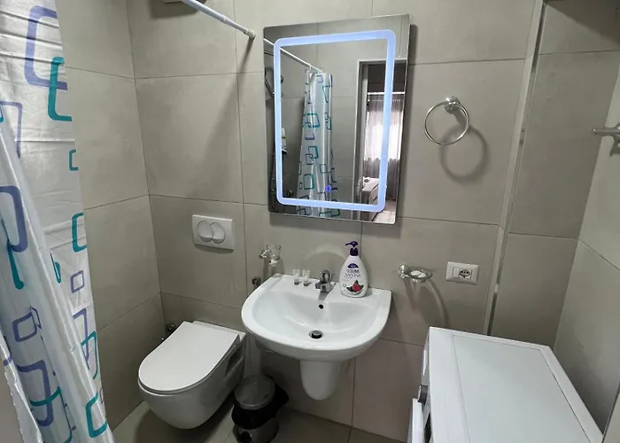 Appartamento Central Tirana Apartment *