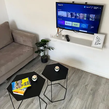 Central Tirana Apartment Daire *